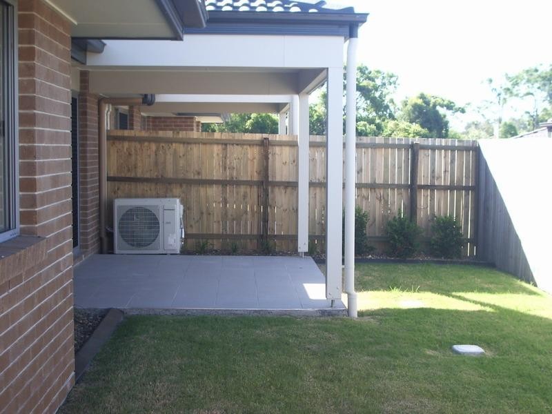 230 Pulgul St, Urangan QLD 4655