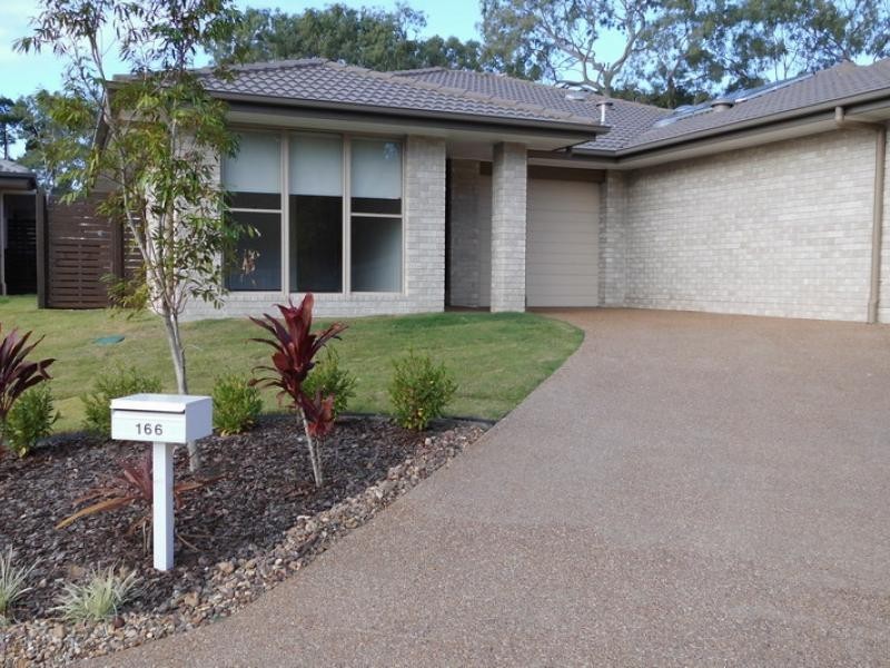 230 Pulgul St, Urangan QLD 4655