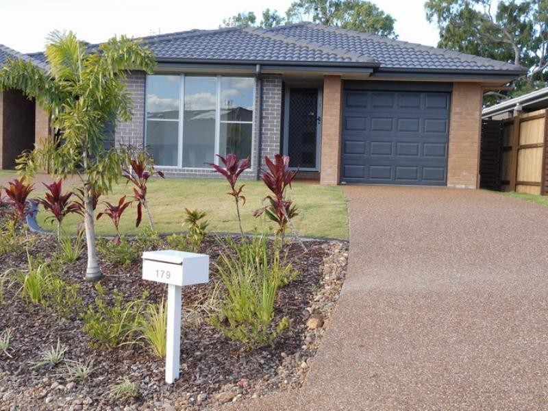 230 Pulgul St, Urangan QLD 4655