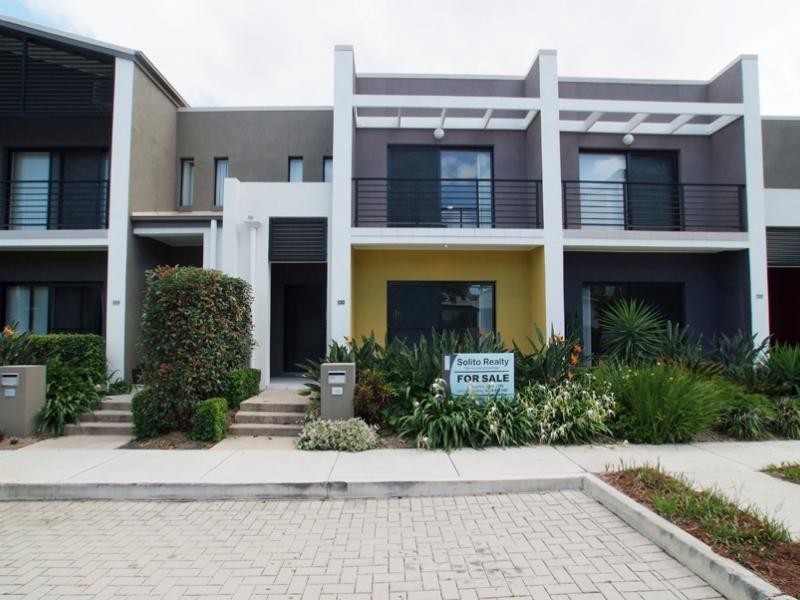 16 Surbiton Court, Carindale QLD 4152