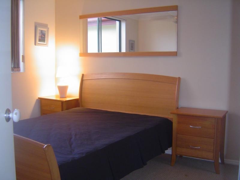 140 MARINE PARADE, Southport QLD 4215