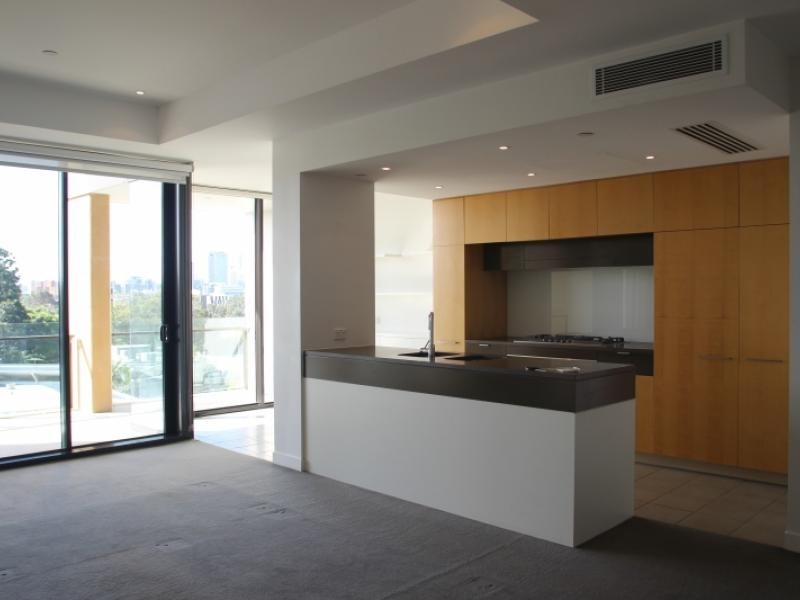 10 Pidgeon Close, West End QLD 4101