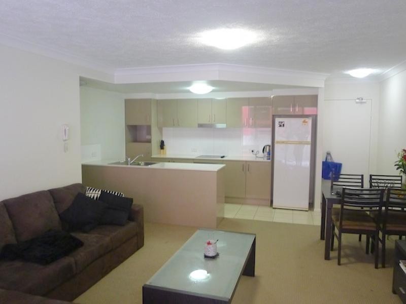 35 Hamilton Road, Moorooka QLD 4105