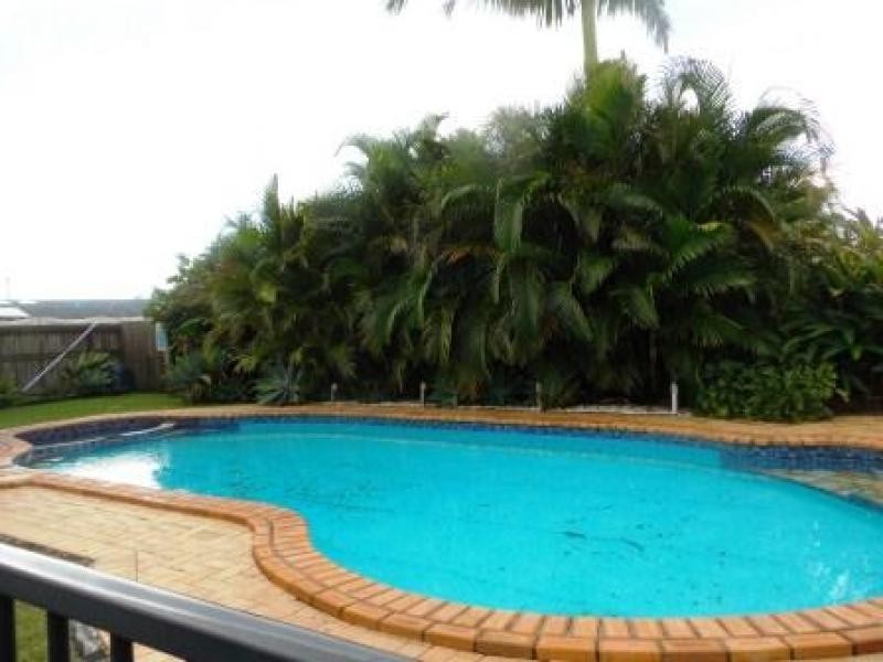 148 Long St, Point Vernon QLD 4655