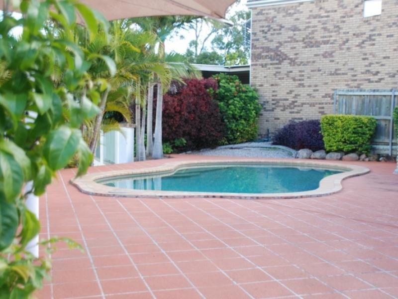 27 Lani street, Wishart QLD 4122