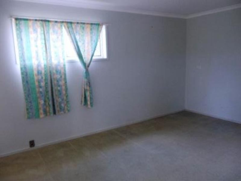 572 The Esplanade, Urangan QLD 4655
