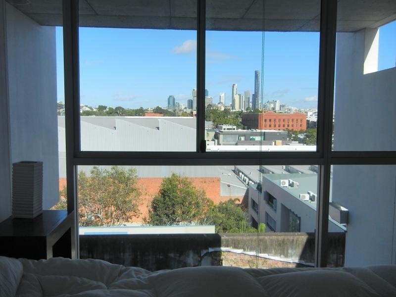 8 Skyring Terrace, Teneriffe QLD 4005