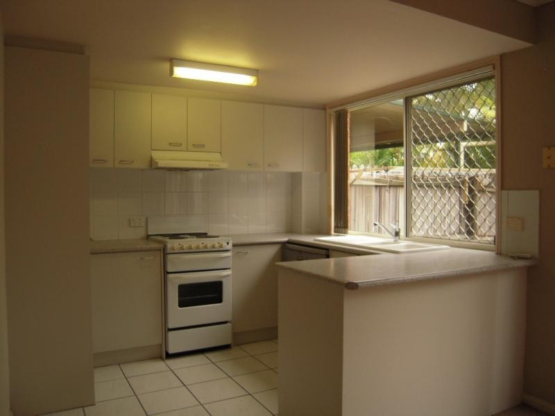 643 Pine Ridge Road, Biggera Waters QLD 4216