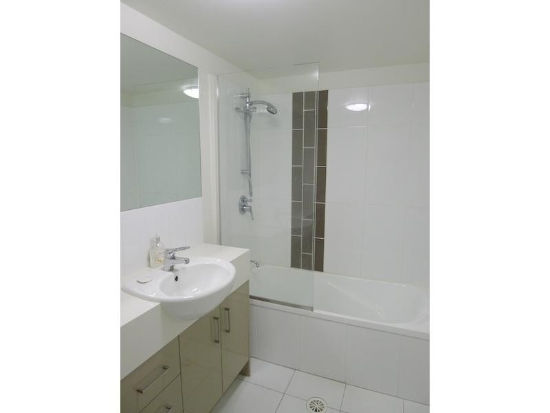 35 Hamilton Road, Moorooka QLD 4105