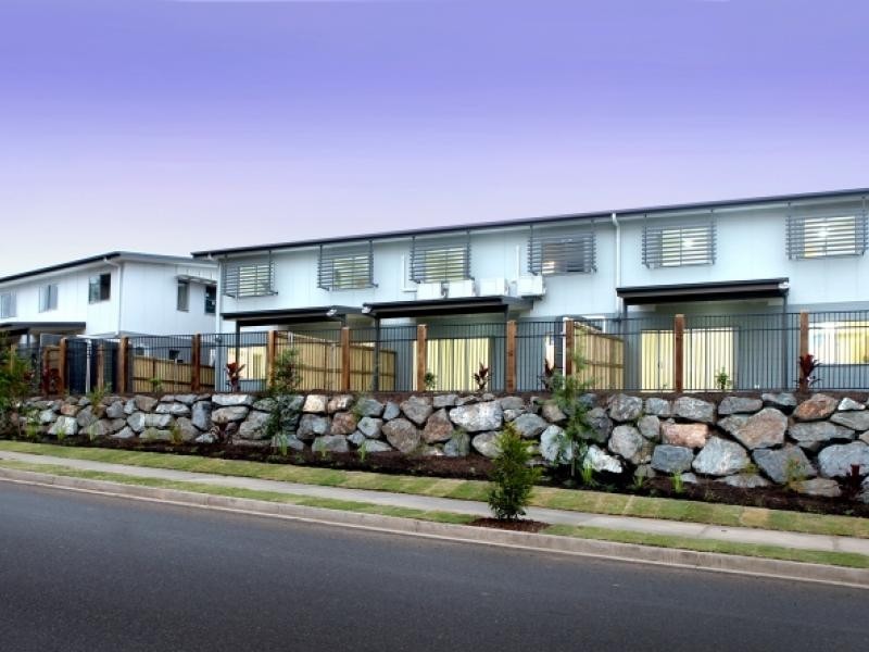 2 Beezley Street, Glen Eden QLD 4680