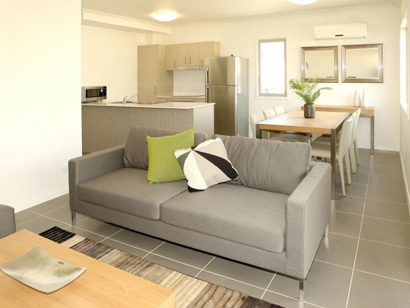 2 Beezley Street, Glen Eden QLD 4680