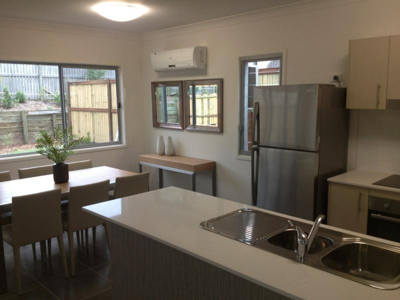 2 Beezley Street, Glen Eden QLD 4680