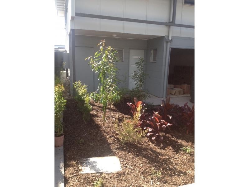 2 Beezley Street, Glen Eden QLD 4680