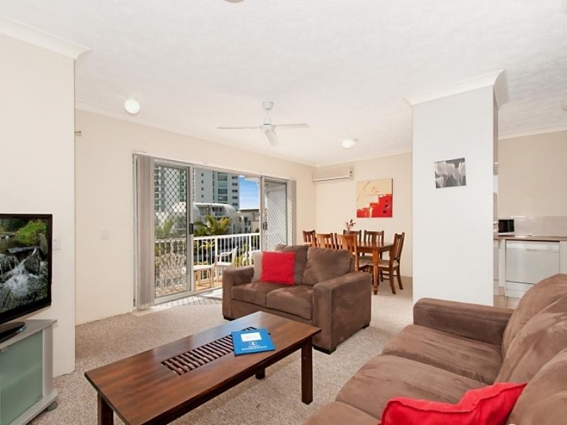 12 Whiting Street, Labrador QLD 4215