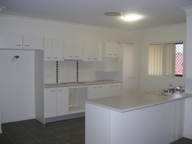 Springfield Lakes QLD 4300