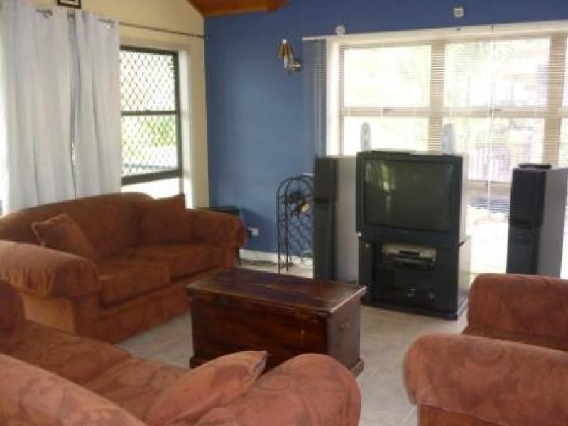 415 Boat Harbour Drive, Torquay QLD 4655