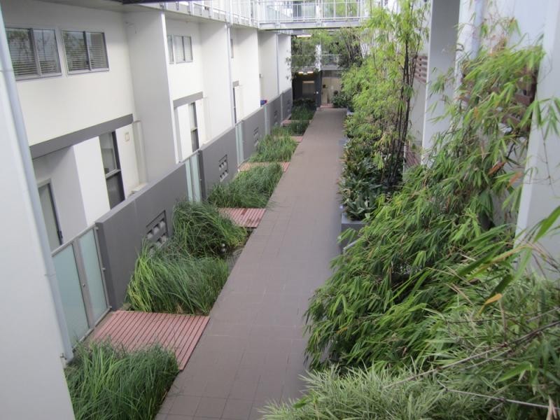 1 Ella St, Newstead QLD 4006