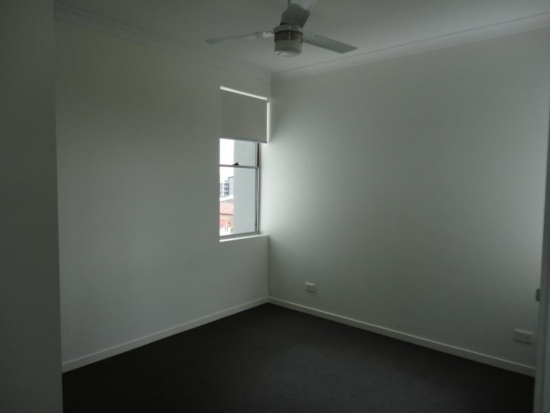 28 Carl Street, Buranda QLD 4102