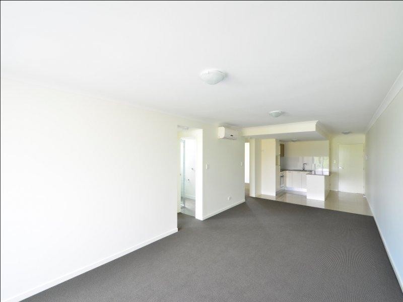 28 Carl Street, Buranda QLD 4102