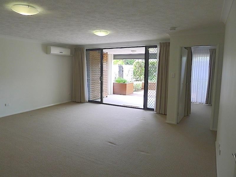 35 Hamilton Road, Moorooka QLD 4105