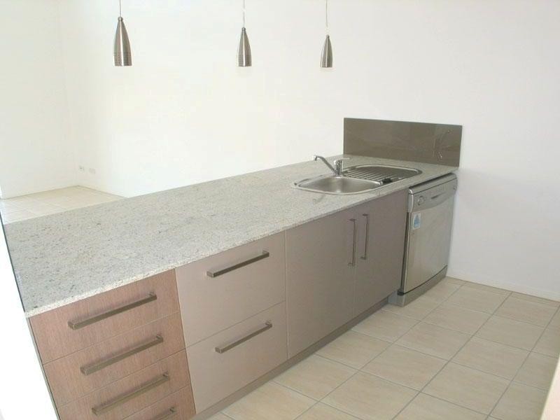 16 WREN STREET, Bowen Hills QLD 4006