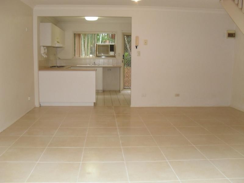 60 Whitby Street, Southport QLD 4215