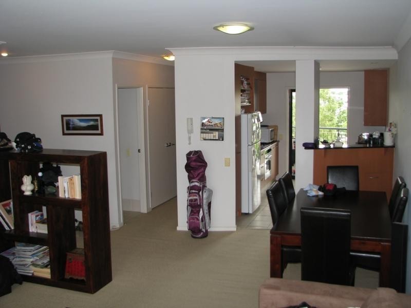 70 Norman Crescent, Norman Park QLD 4170