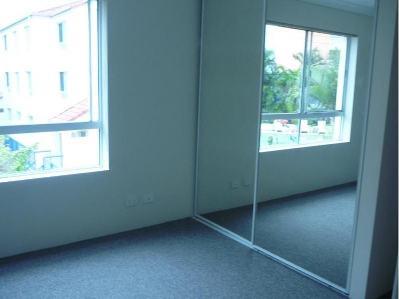 3-5 Norman Street, Southport QLD 4215