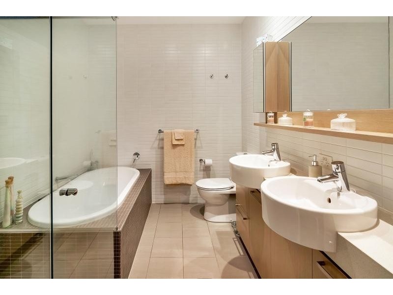 3505/323 Bayview Street, Hollywell QLD 4216