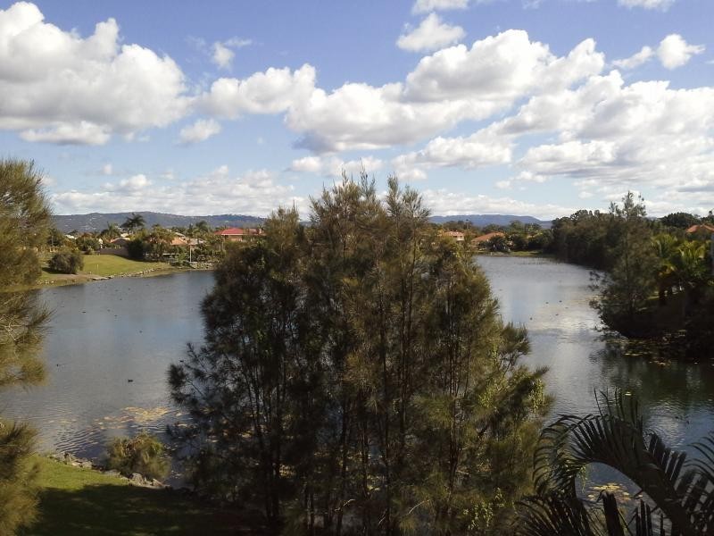 9 Santa Cruz Blvd, Clear Island Waters QLD 4226