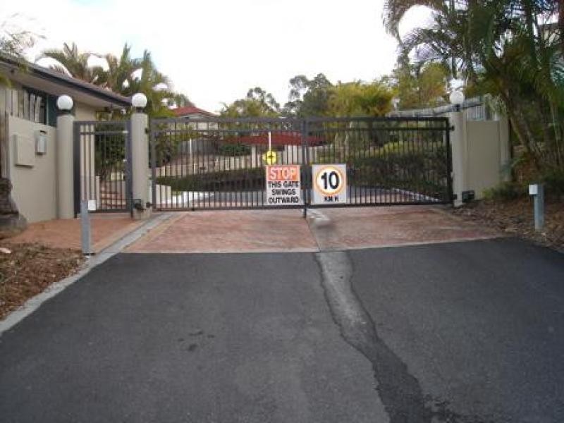 6 Buddy Holly Close, Parkwood QLD 4214