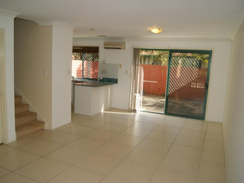 28 Ancona St, Carrara QLD 4211