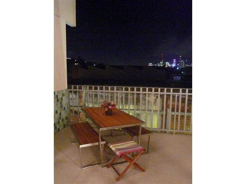 8-16 Skyring Terrace, Teneriffe QLD 4005