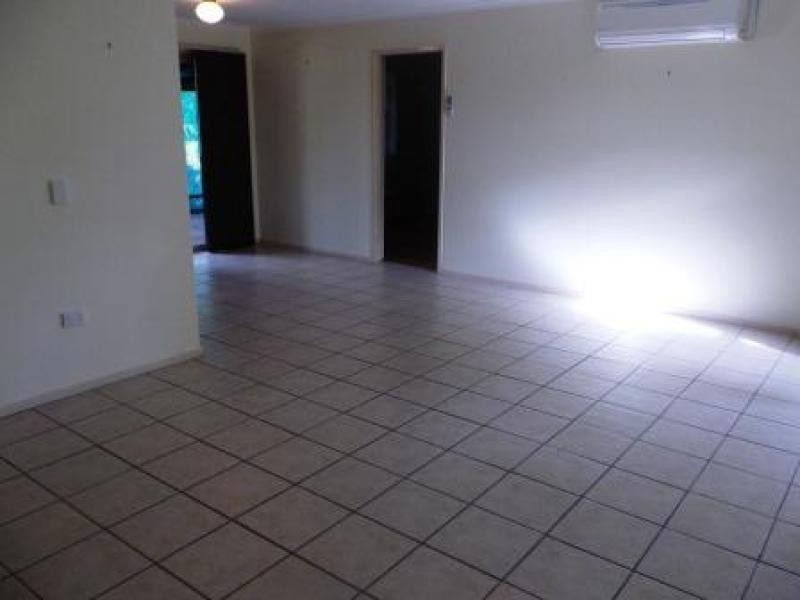 62 CADDY AVE, Urraween QLD 4655