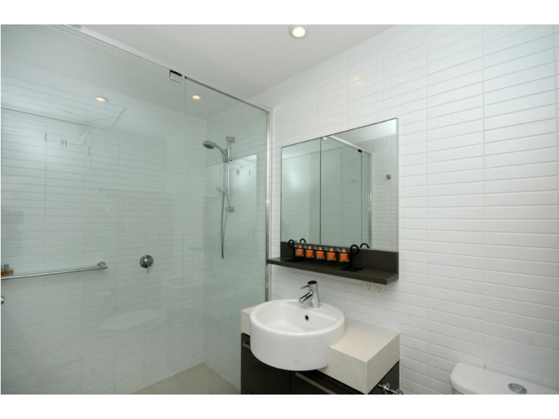 3304/323 Bayview Street, Hollywell QLD 4216