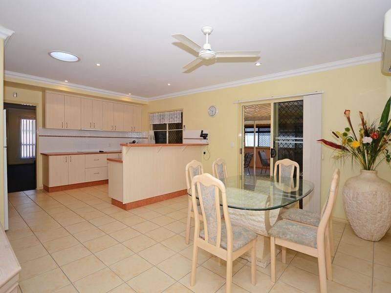 13 Kestrel Court, Eli Waters QLD 4655