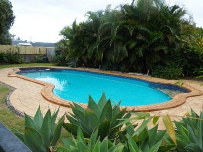 148 Long St, Point Vernon QLD 4655