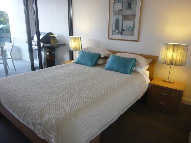 10 Pidgeon Close, West End QLD 4101