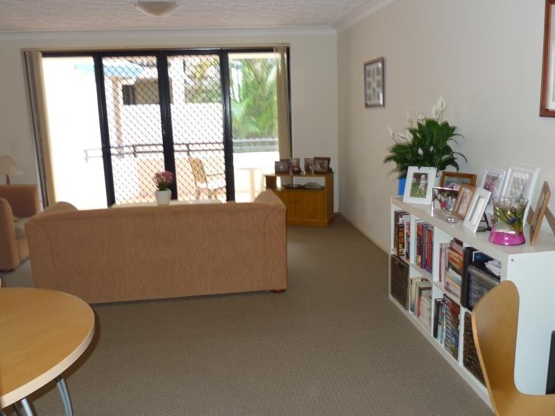 38 Labrador Street, Labrador QLD 4215