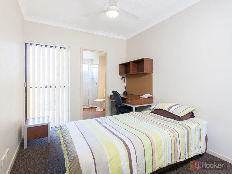 1848 Logan Road, Upper Mount Gravatt QLD 4122