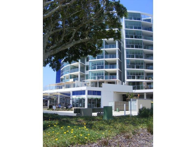 14 Oxley Ave, Woody Point QLD 4019