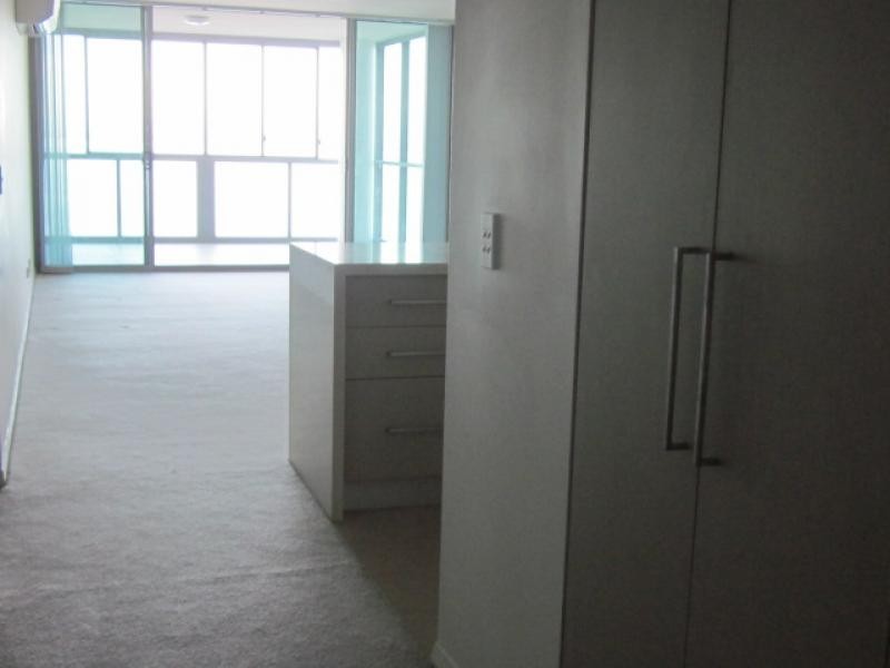 14 Oxley Ave, Woody Point QLD 4019