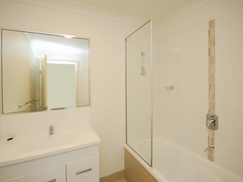 18 McCann Street, South Gladstone QLD 4680