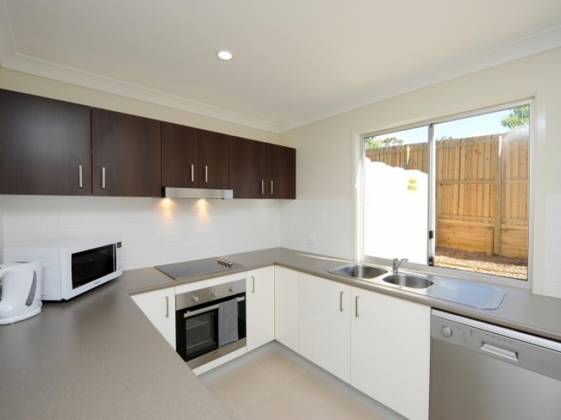 18 McCann Street, South Gladstone QLD 4680