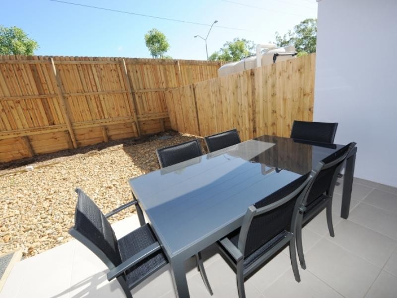 18 McCann Street, South Gladstone QLD 4680