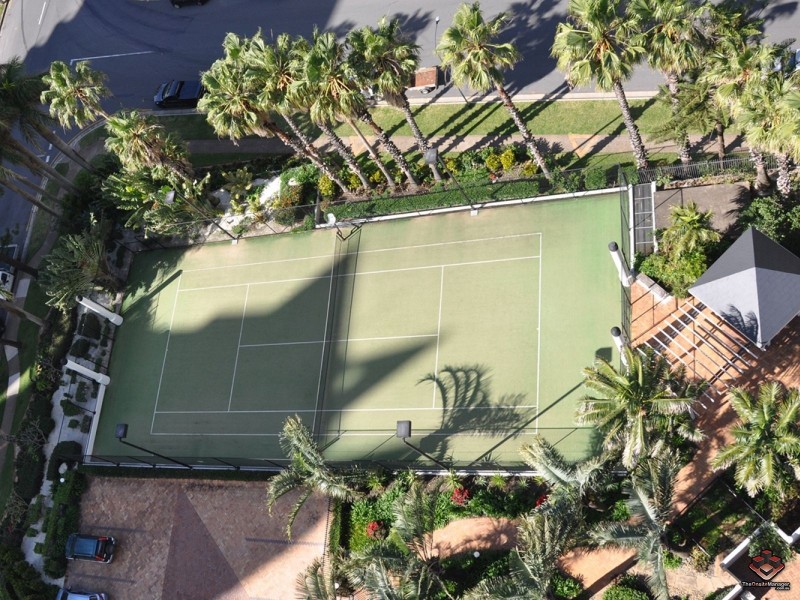 24 Breaker Street, Main Beach QLD 4217