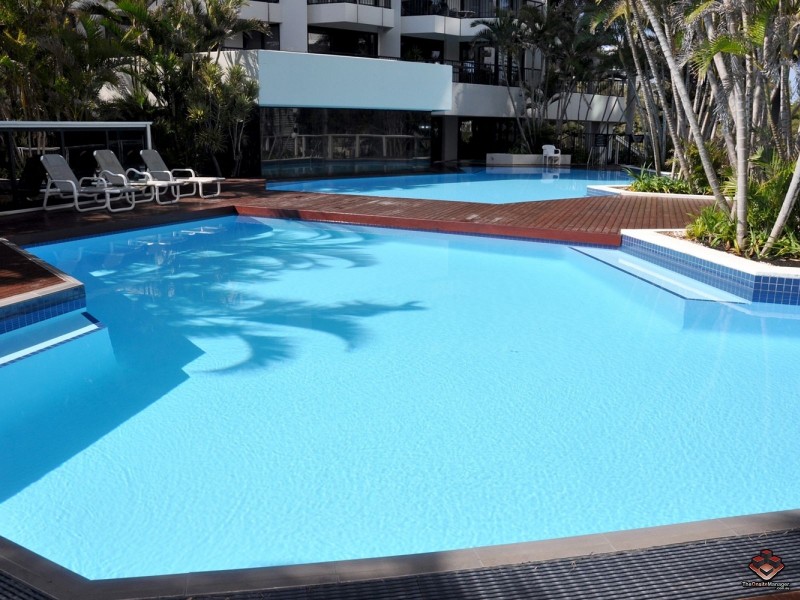 24 Breaker Street, Main Beach QLD 4217