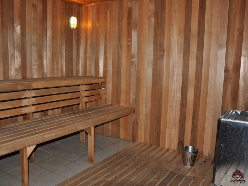 24 Breaker Street, Main Beach QLD 4217