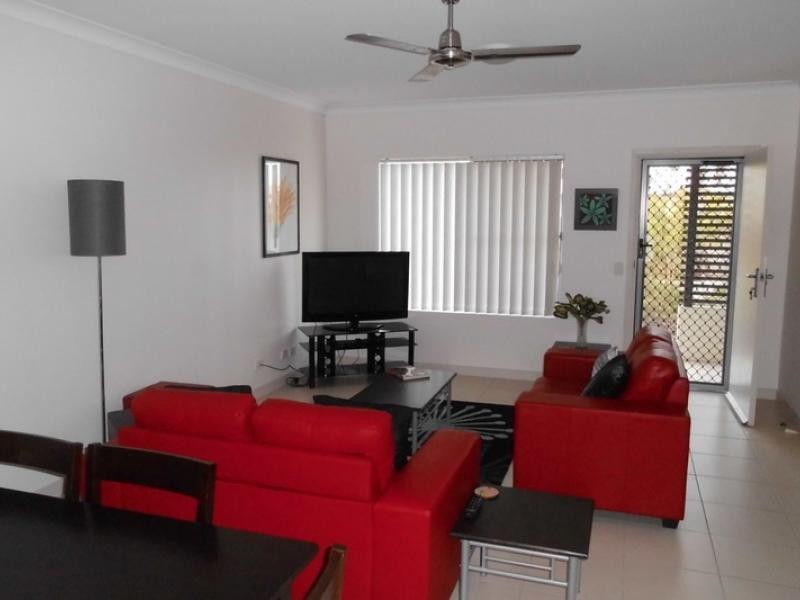 230 Pulgul St, Urangan QLD 4655