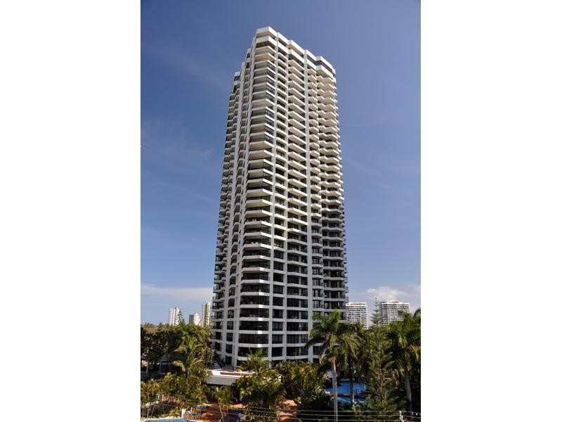 24 Breaker Street, Main Beach QLD 4217